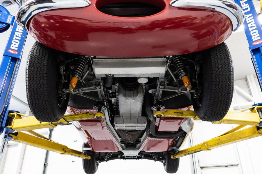 Днище и подвеска Jaguar XKSS Re-Creation by Tempero 1957 года  (фото 76 из 114)